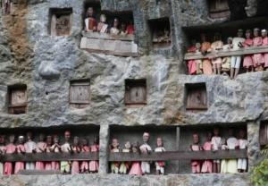 pemakaman suku toraja