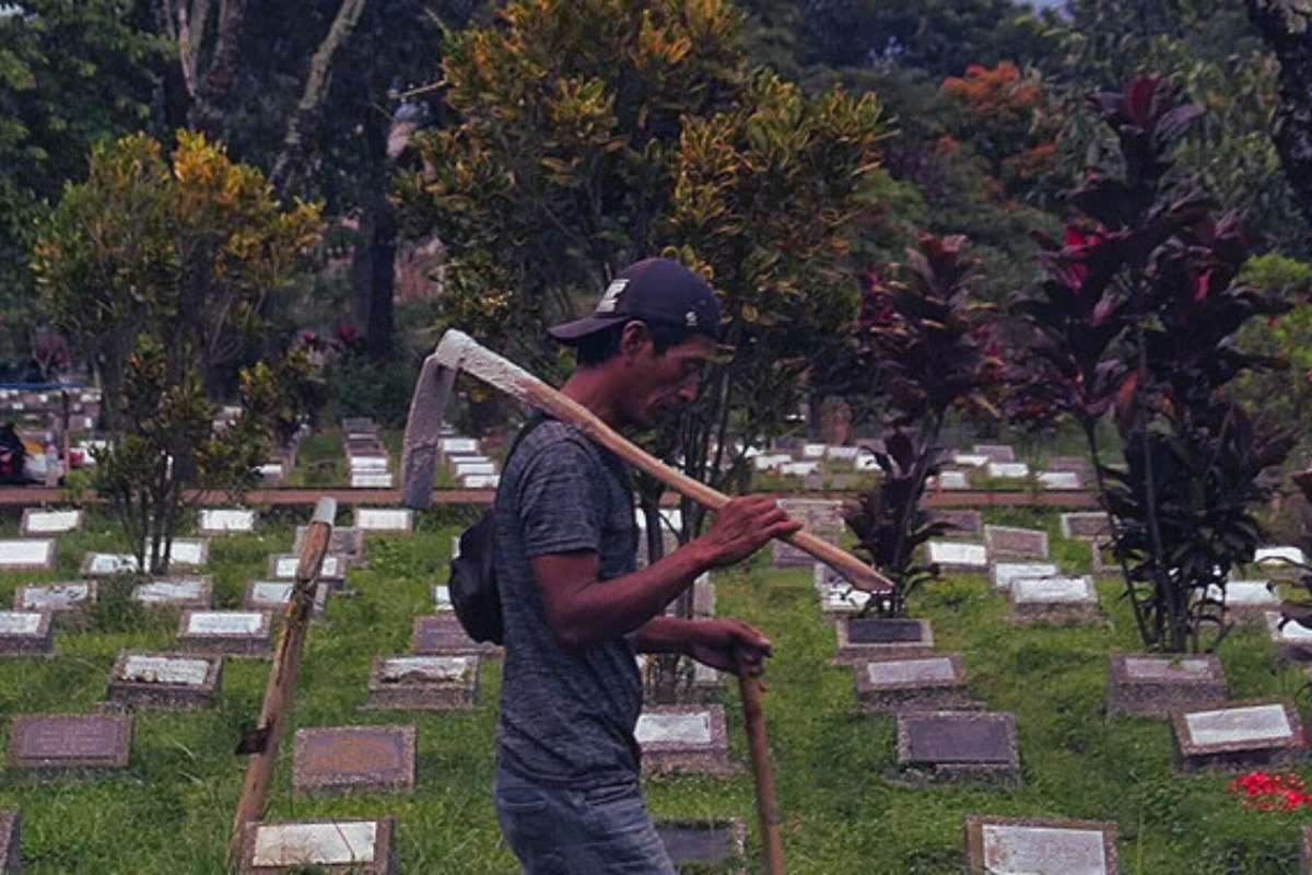bandung kekurangan tanah makam