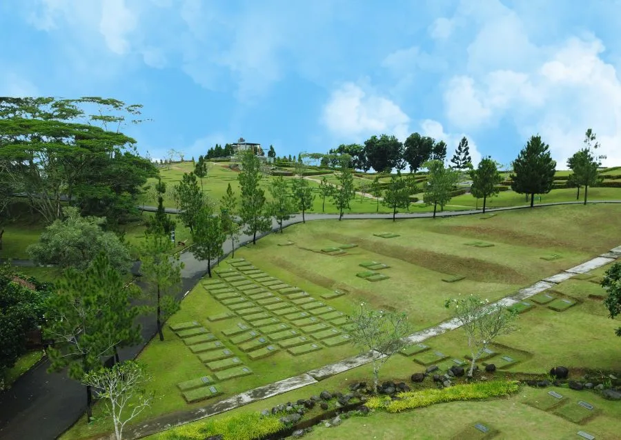 Taman Pemakaman San Diego Hills Karawang Pemandangan Landscape Taman Pemakaman San Diego Hills Memorial Park Karawang Yang Asri Dan Terawat.